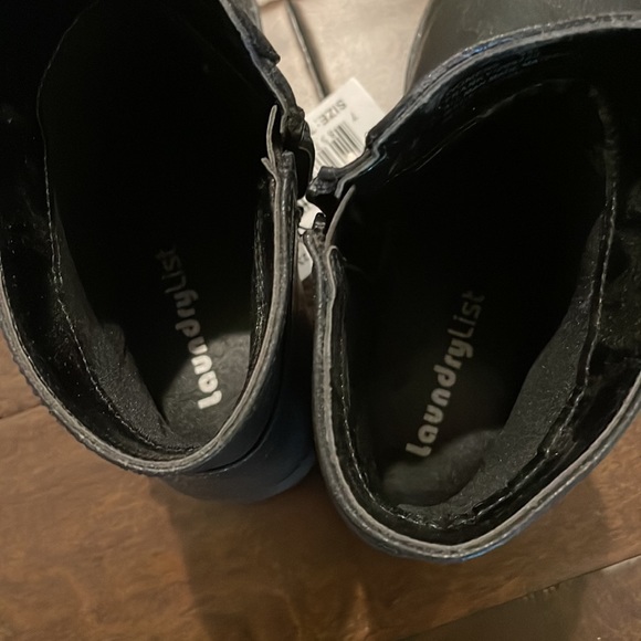 NWT LAUNDRY LIST pleather ankle boots 🥾 - Picture 5 of 6